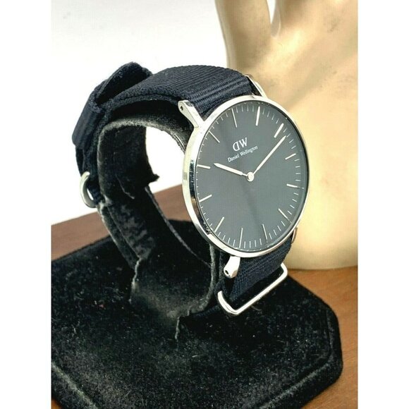 Daniel Wellington Women's Watch DW00100151 Silver 36mm Black Dial Nylon Strap - Picture 13 of 13